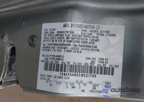 2005 Ford Focus Zx4 from USA, damaged, VIN 1FAFP34N55W231709